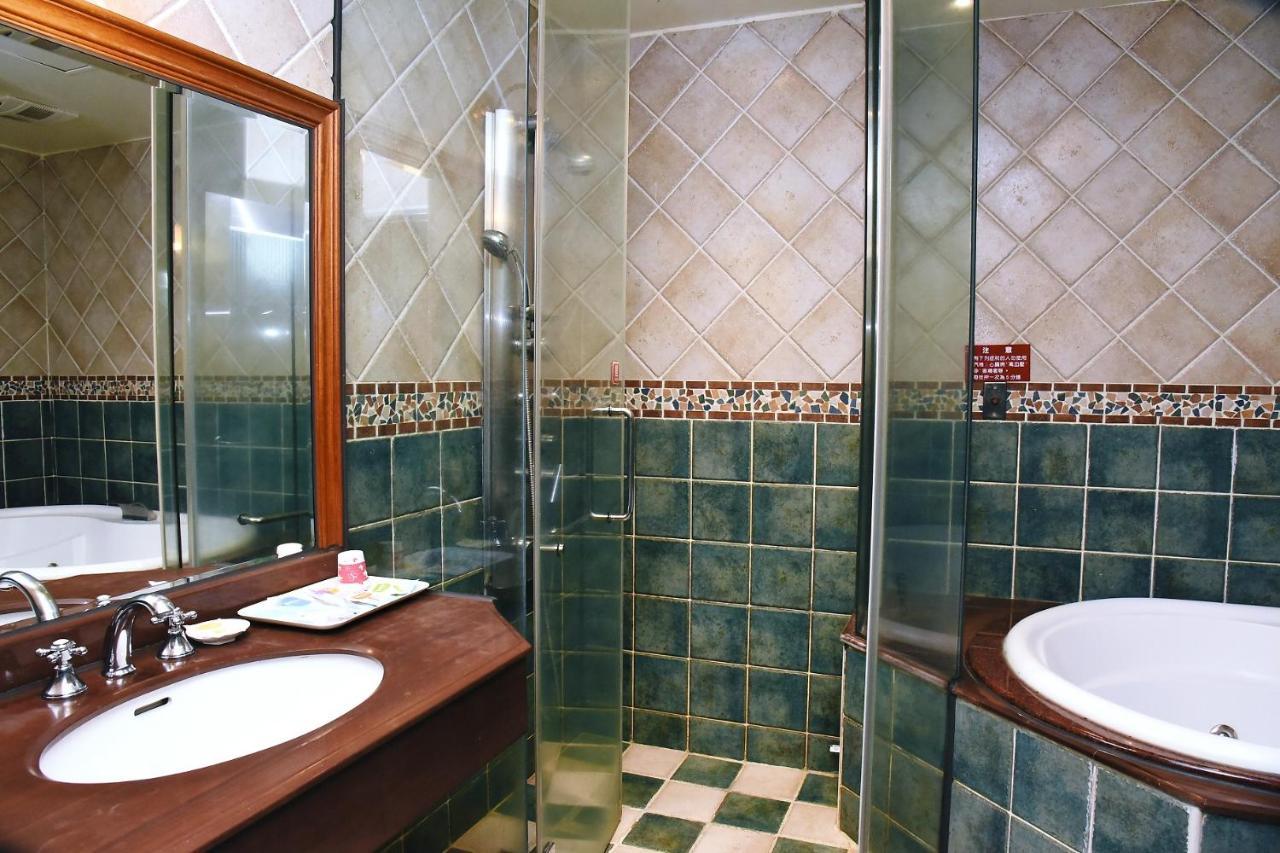 England Business Motel Yilan Ngoại thất bức ảnh