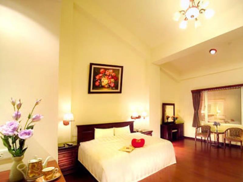 England Business Motel Yilan Ngoại thất bức ảnh
