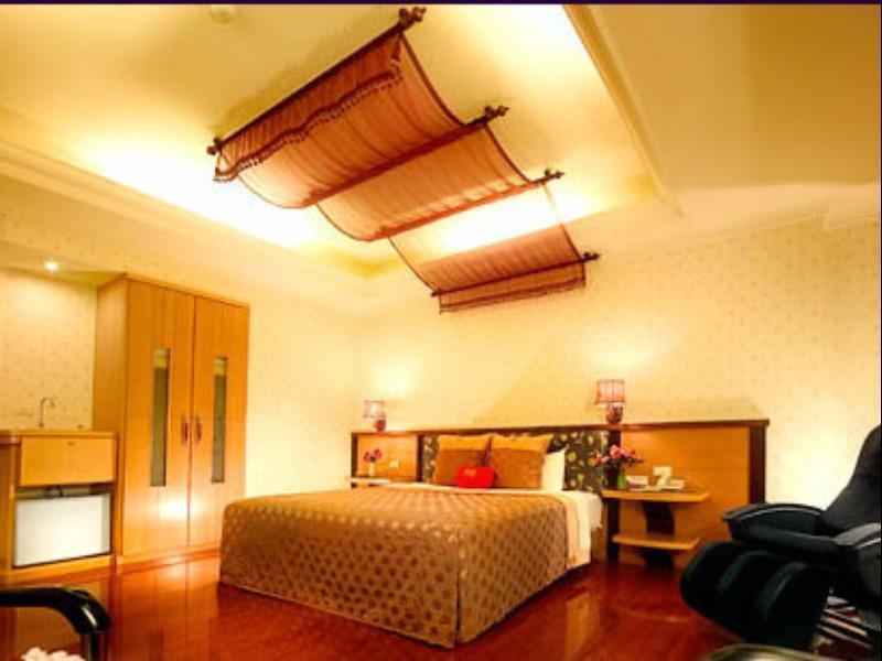 England Business Motel Yilan Ngoại thất bức ảnh